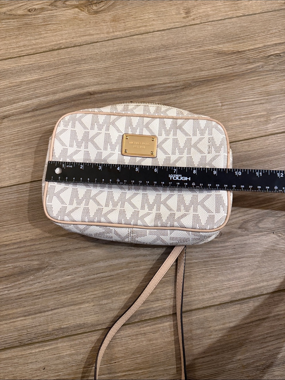 Michael Kors Cream Logo-Print Crossbody purse - Picture 5 of 6